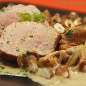 Agneau rôti jus réduit écrasé pommes de terre